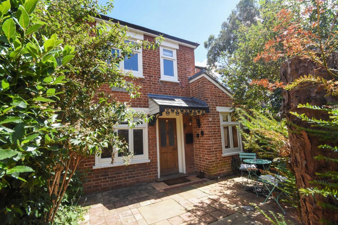 Unique Period One Bedroom House In Colchester Exterior foto